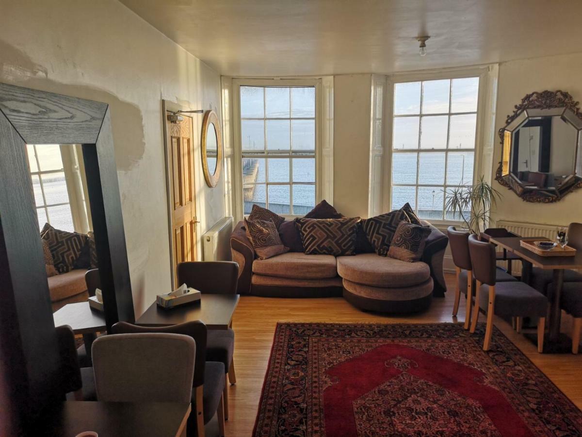 Whole Flat Next To Dover Port With Parking Bagian luar foto
