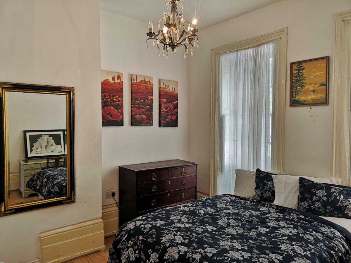 Whole Flat Next To Dover Port With Parking Bagian luar foto